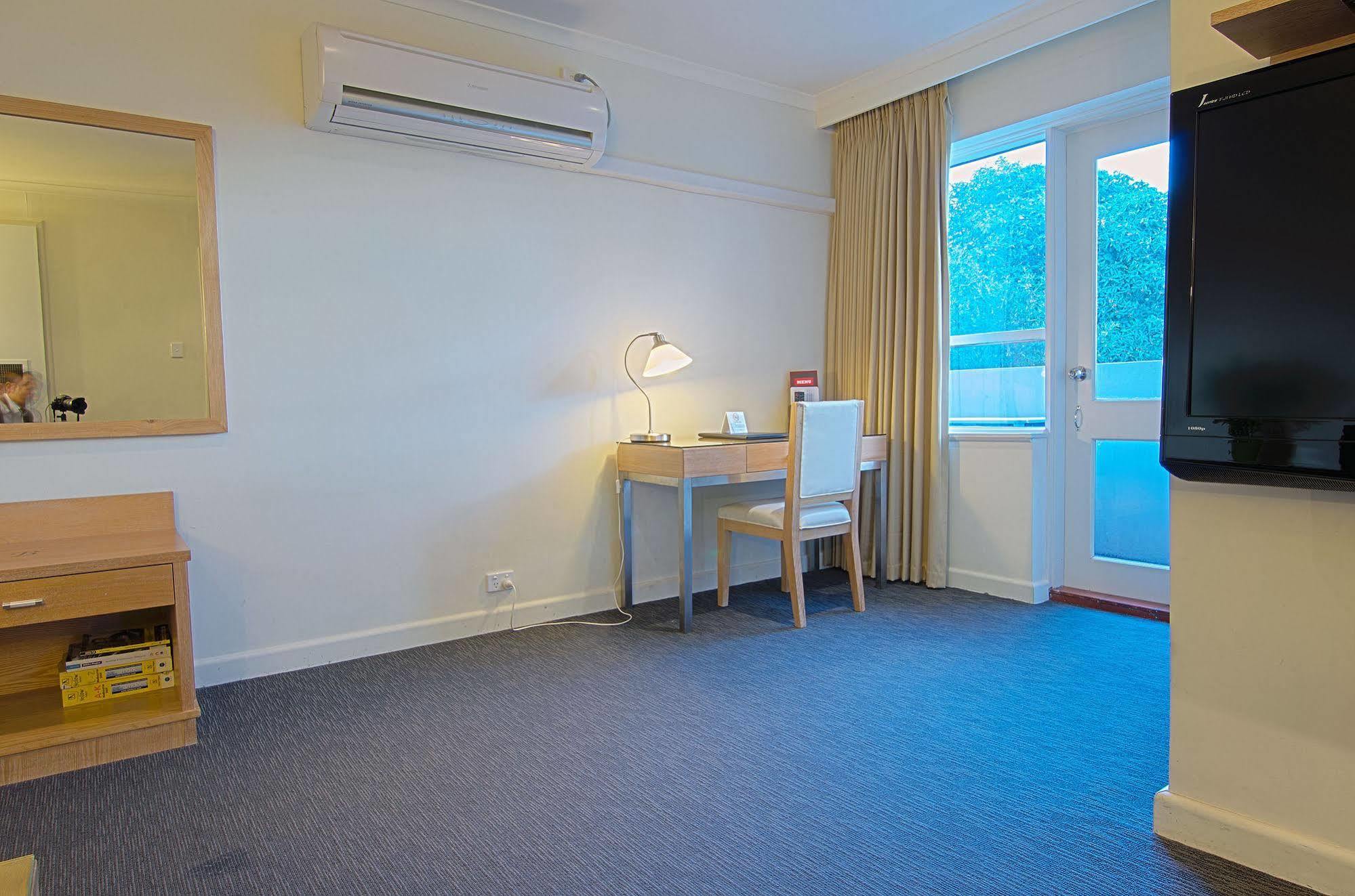 Park Squire Motor Inn & Serviced Apartments Melbourne Exterior foto